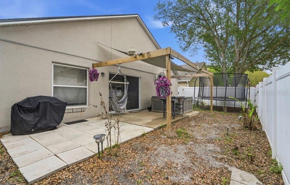 BLUE SPRINGS VILLAS - Residential