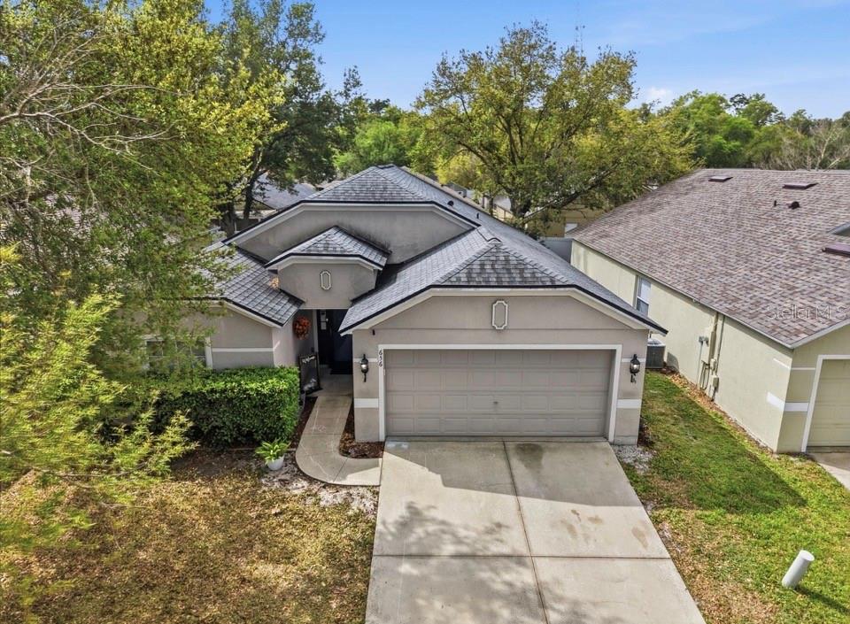 BLUE SPRINGS VILLAS - Residential