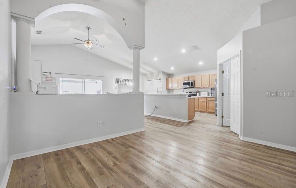 BLUE SPRINGS VILLAS - Residential