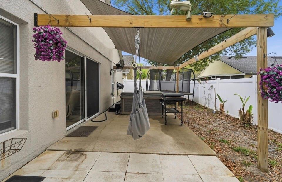 BLUE SPRINGS VILLAS - Residential