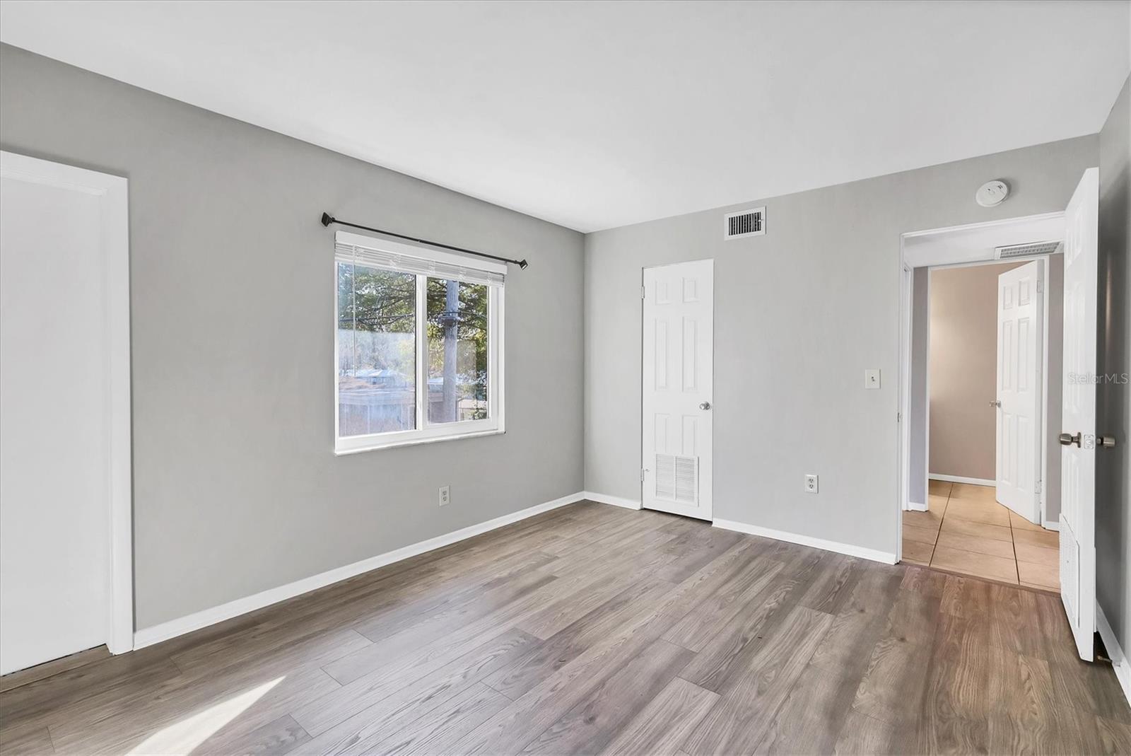 GARDEN APTS - Residential