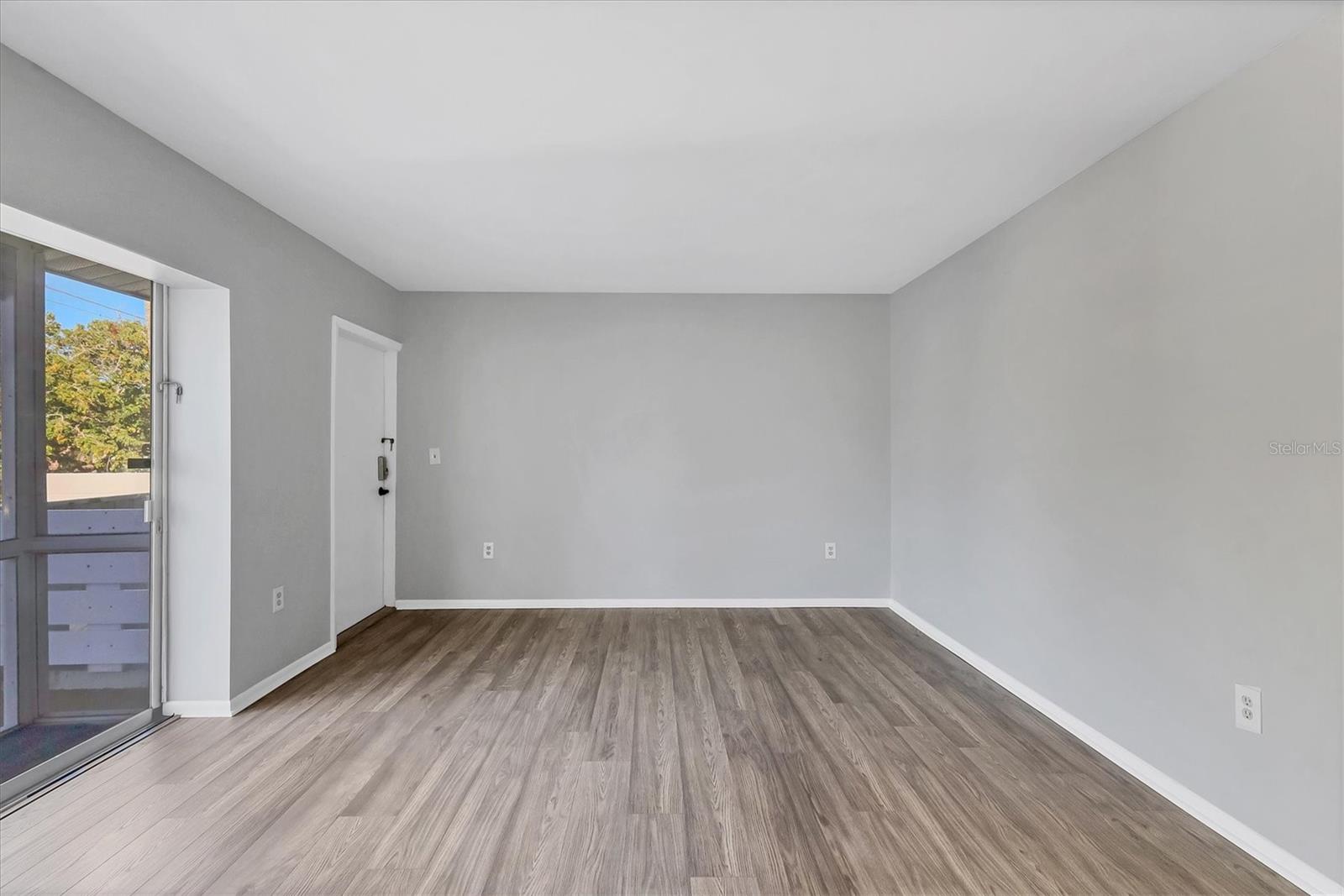 GARDEN APTS - Residential