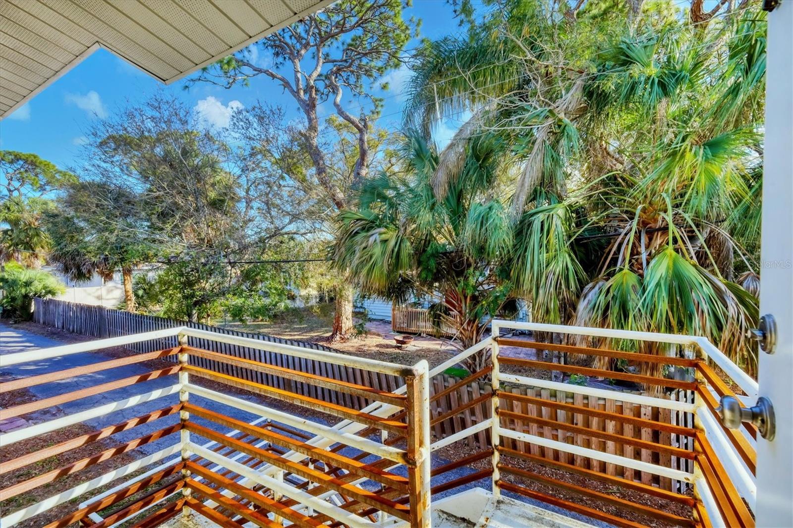 GARDEN APTS - Residential