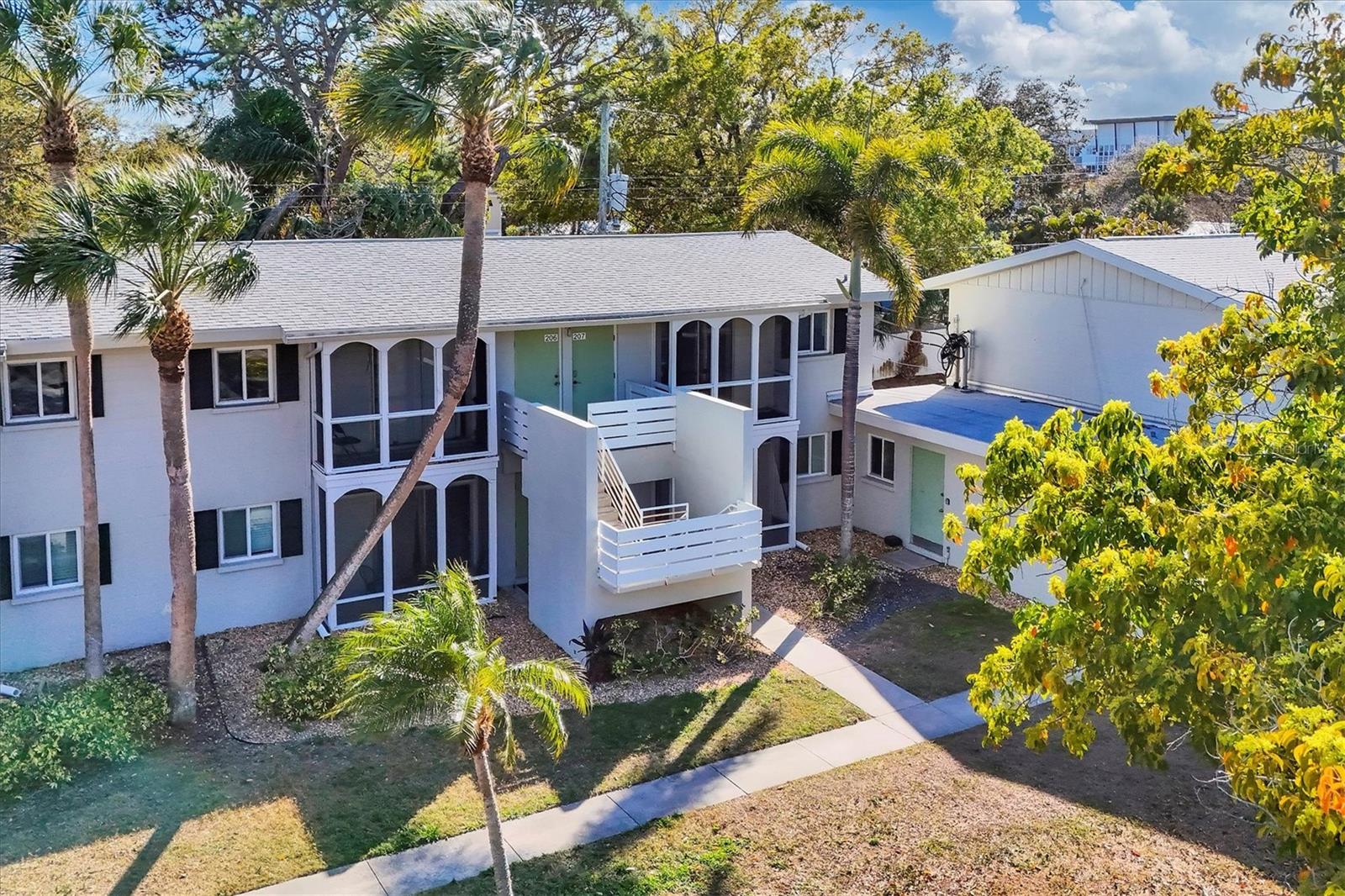 GARDEN APTS - Residential