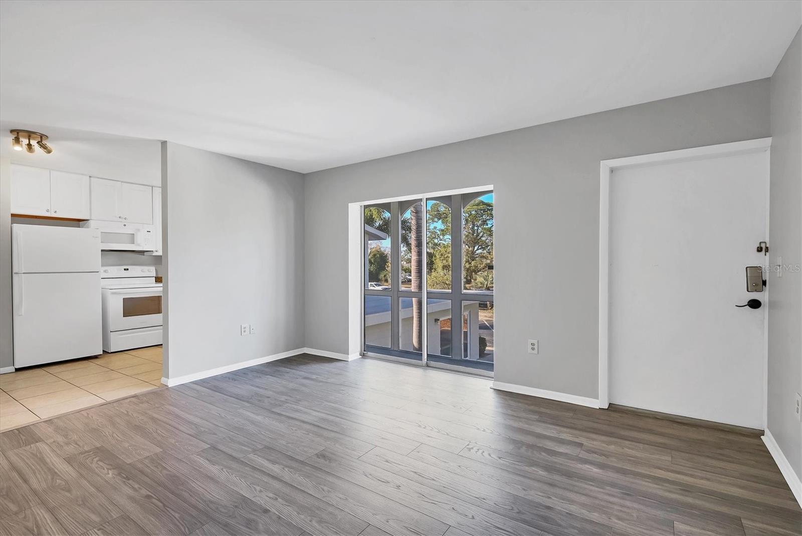 GARDEN APTS - Residential