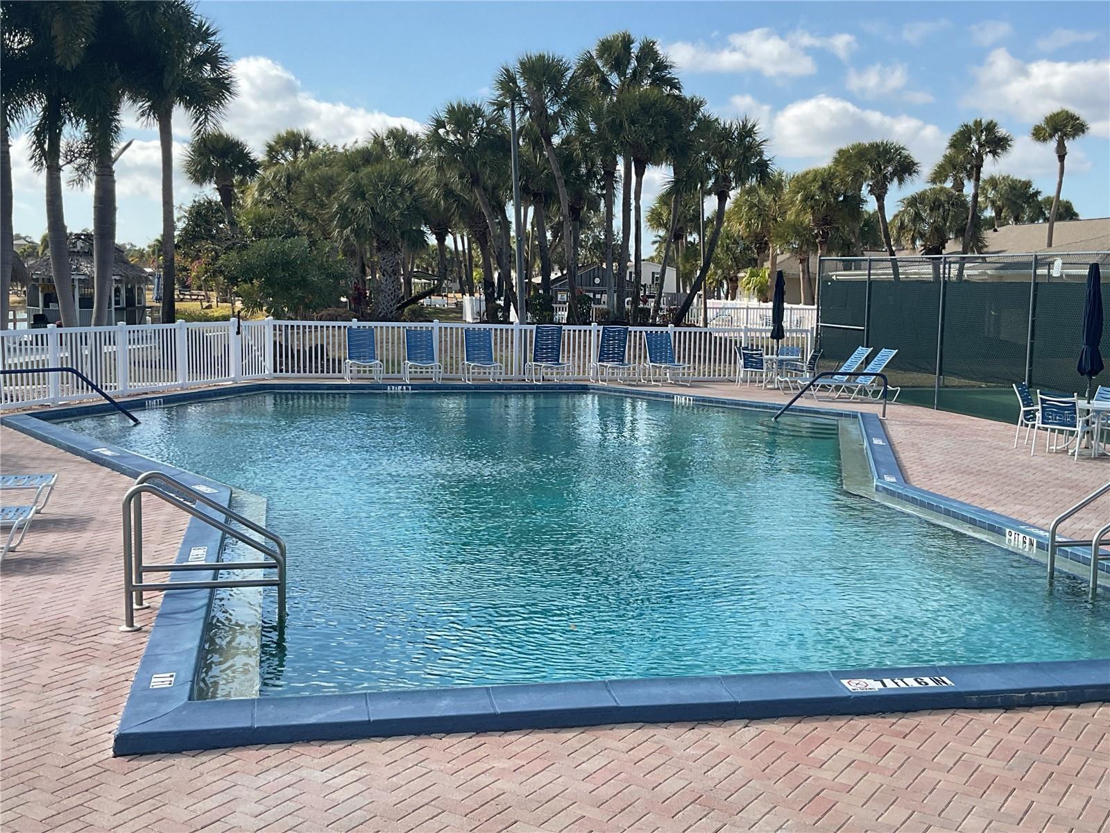 MAPLE LEAF ESTATES - Residential