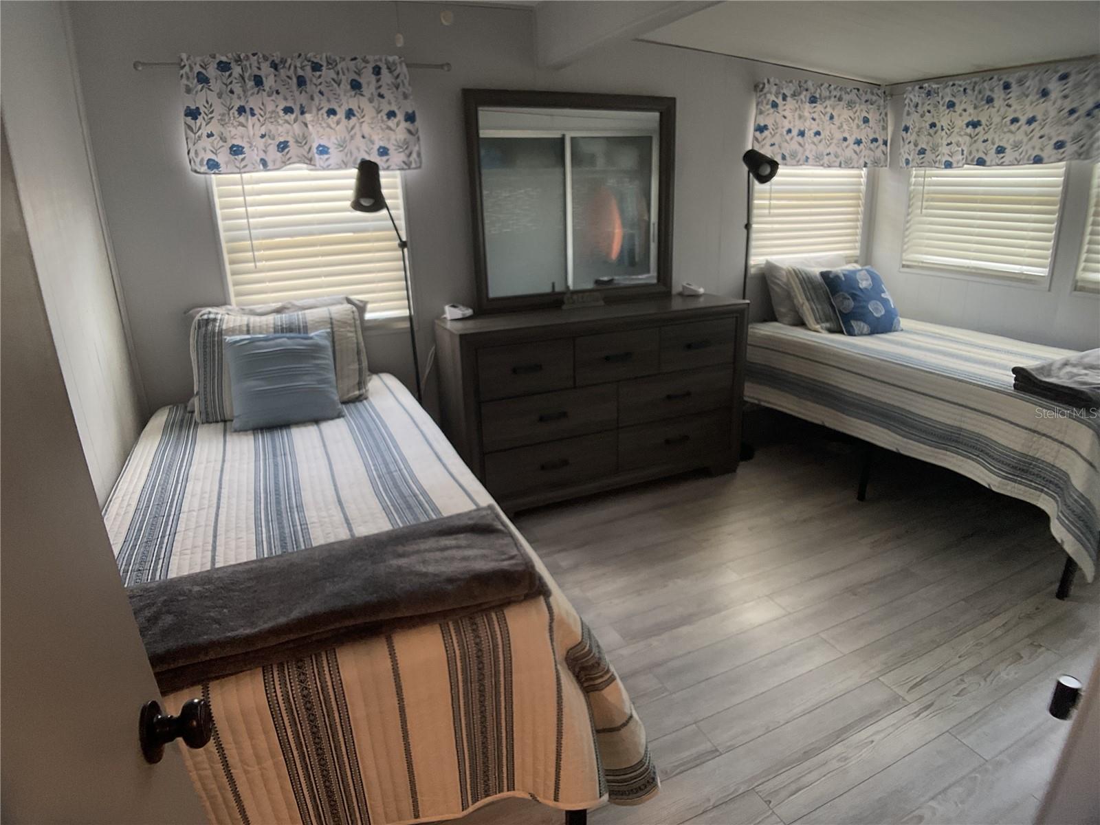 MAPLE LEAF ESTATES - Residential