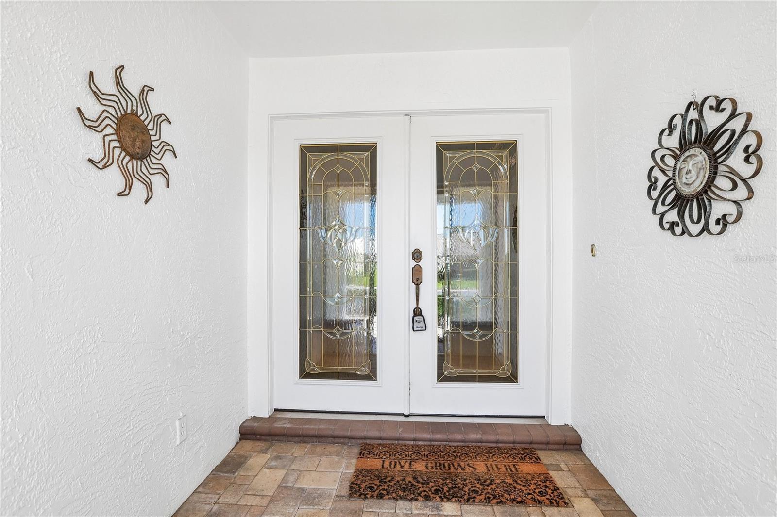 1913 WOLF LAUREL DRIVE
