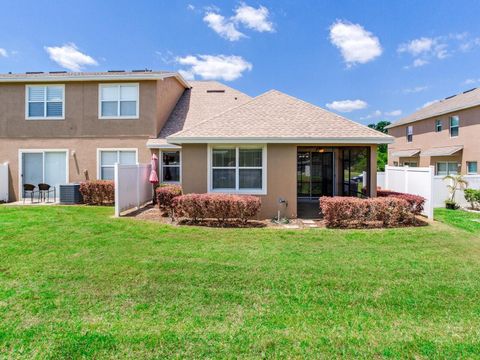 A home in LAKELAND