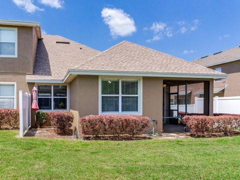 A home in LAKELAND