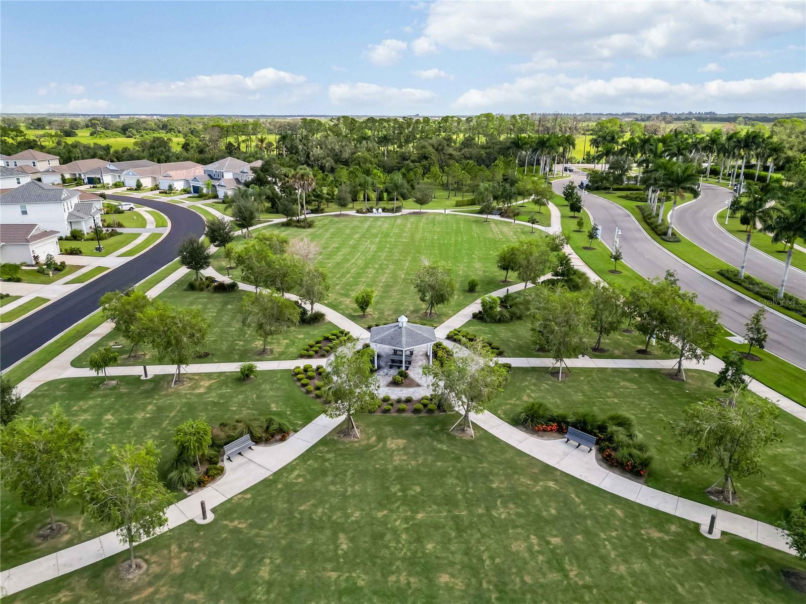GRAND PARK PH 1 - Residential
