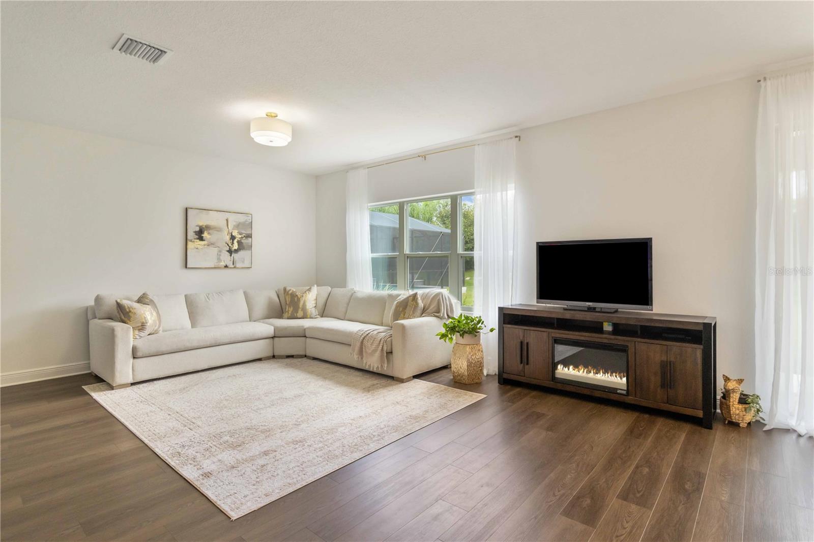 GRAND PARK PH 1 - Residential