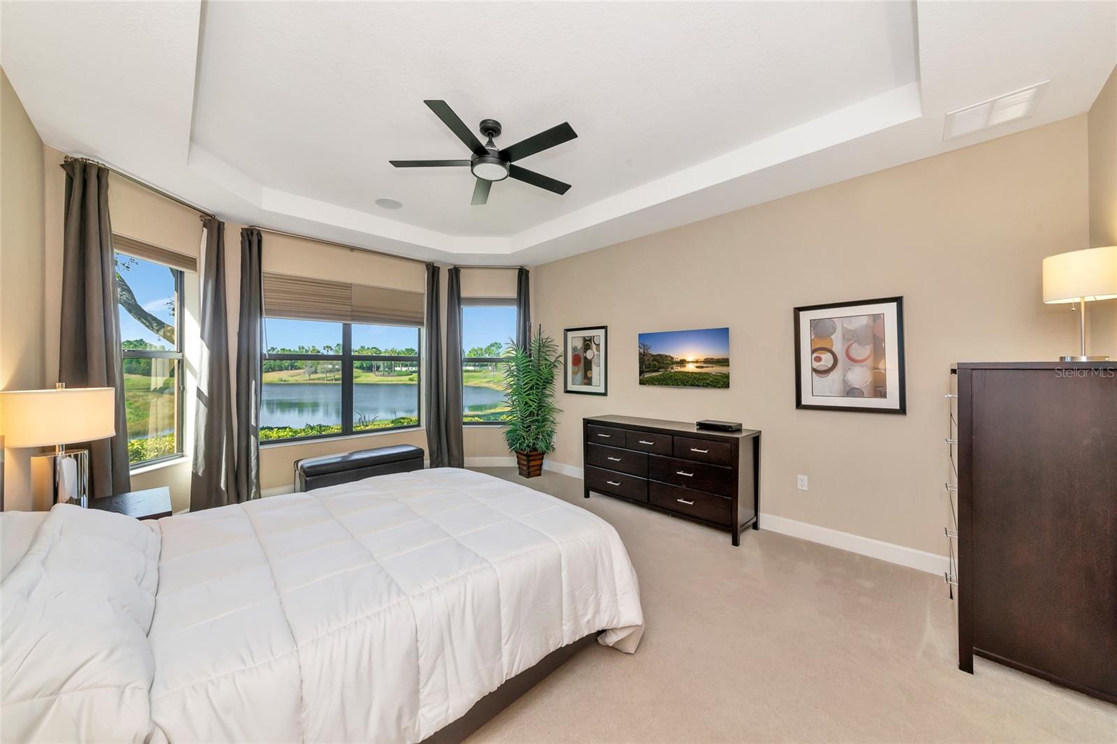 ESPLANADE - Residential