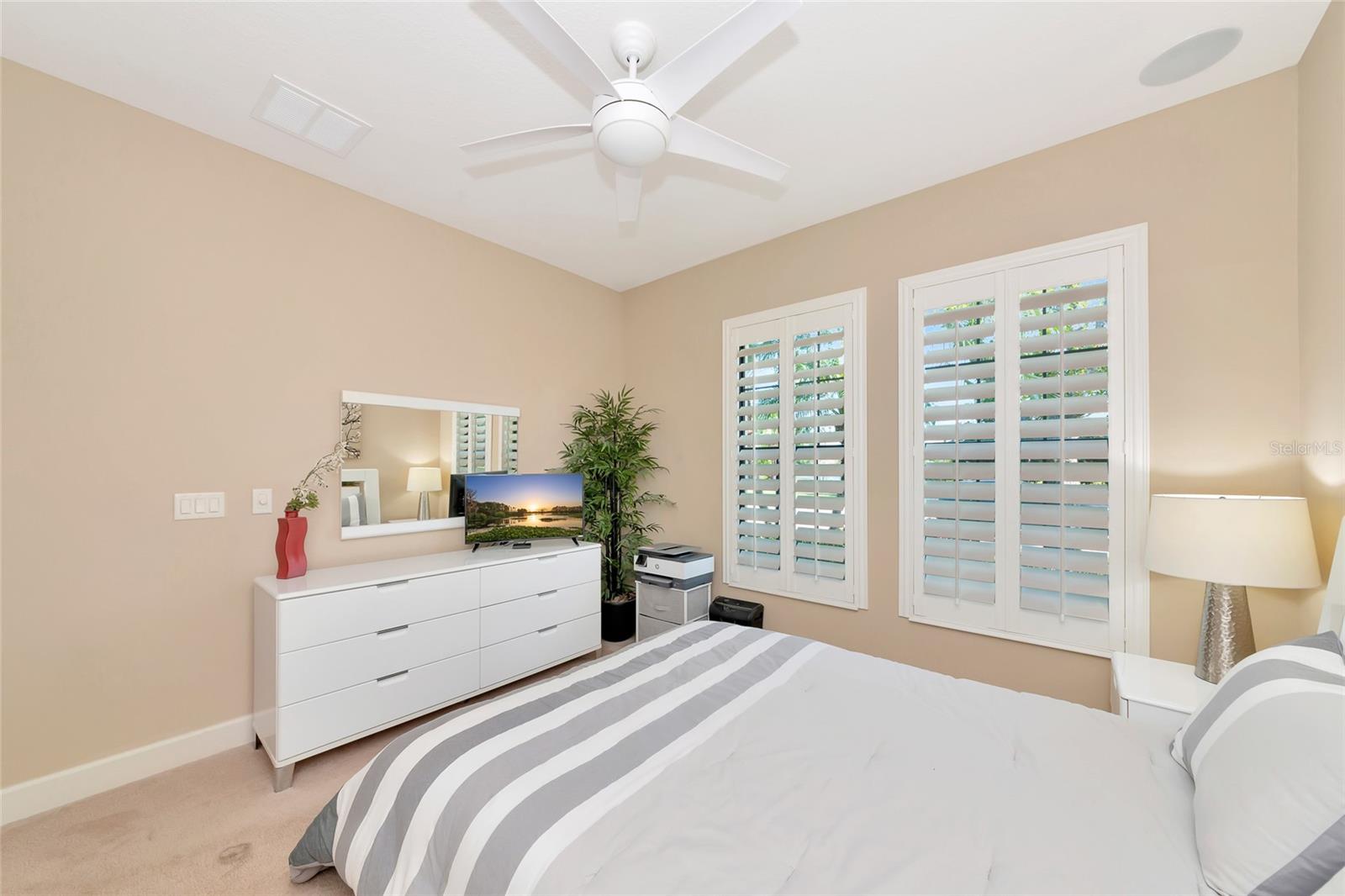 ESPLANADE - Residential