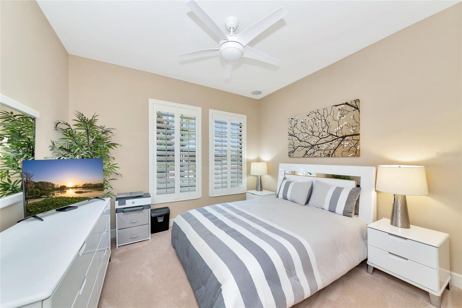 ESPLANADE - Residential