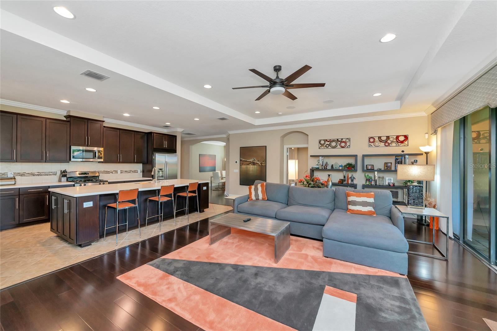 ESPLANADE - Residential