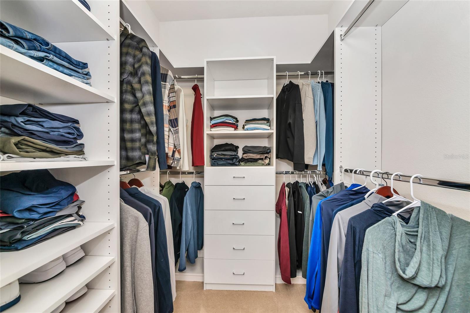 ESPLANADE - Residential