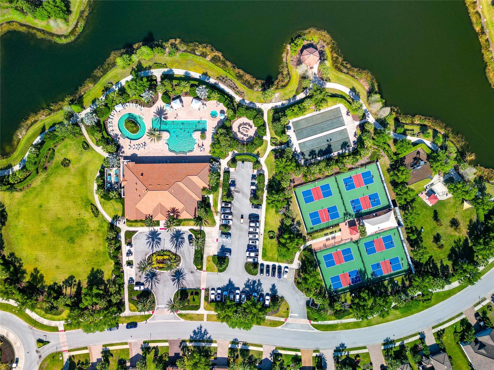 ESPLANADE - Residential