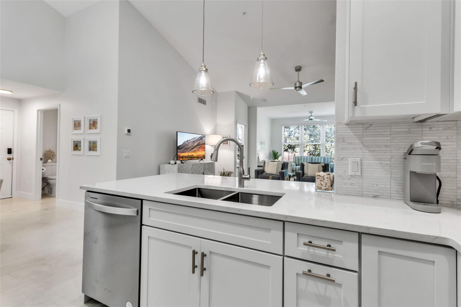 4134 CENTRAL SARASOTA PARKWAY 1721