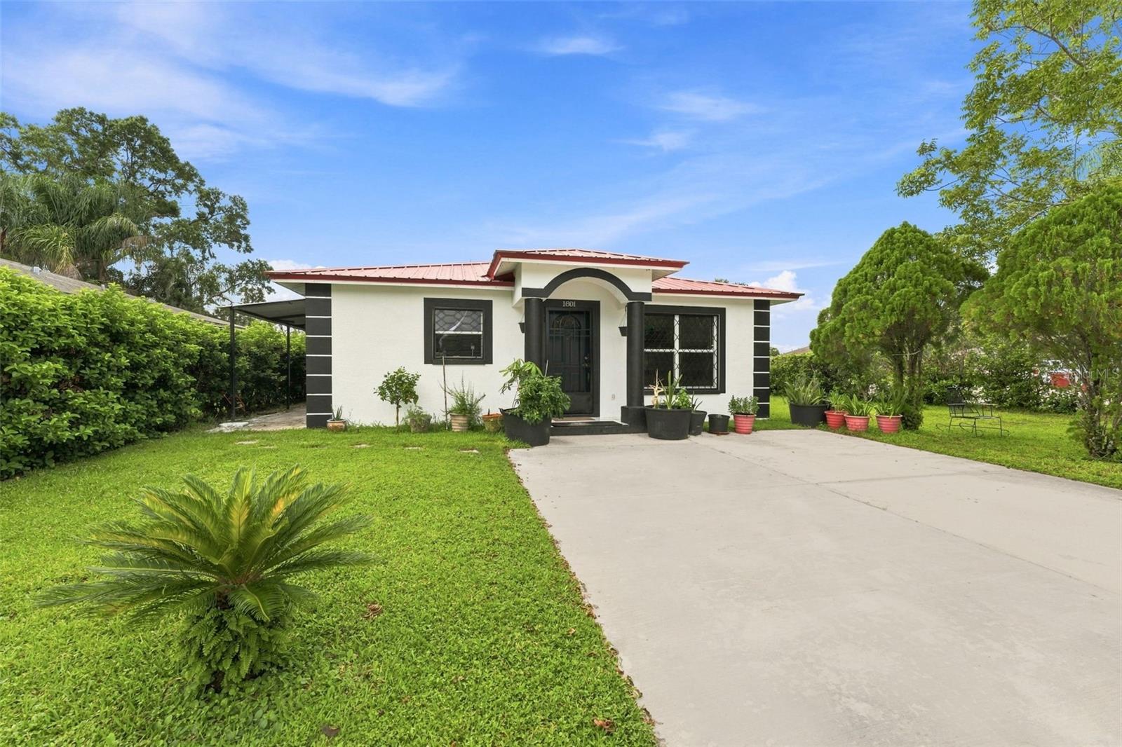 1801 BETHUNE DRIVE