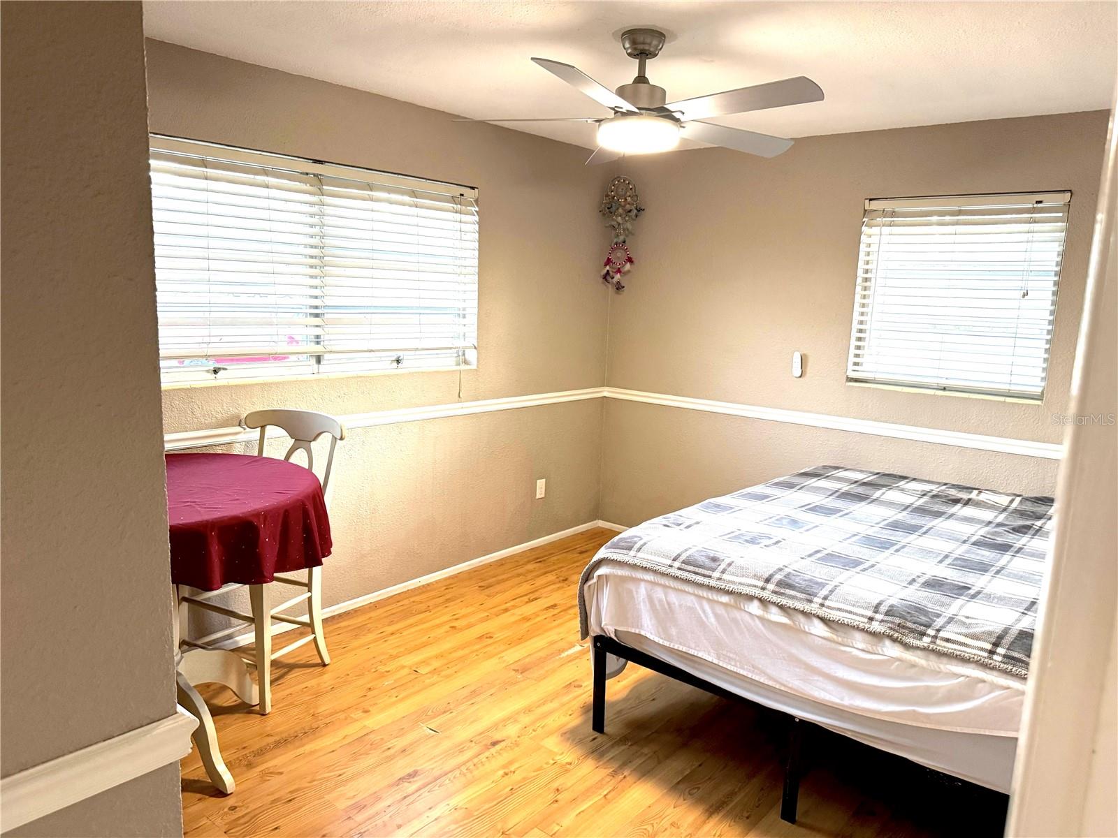 ENGELWOOD PARK - Residential