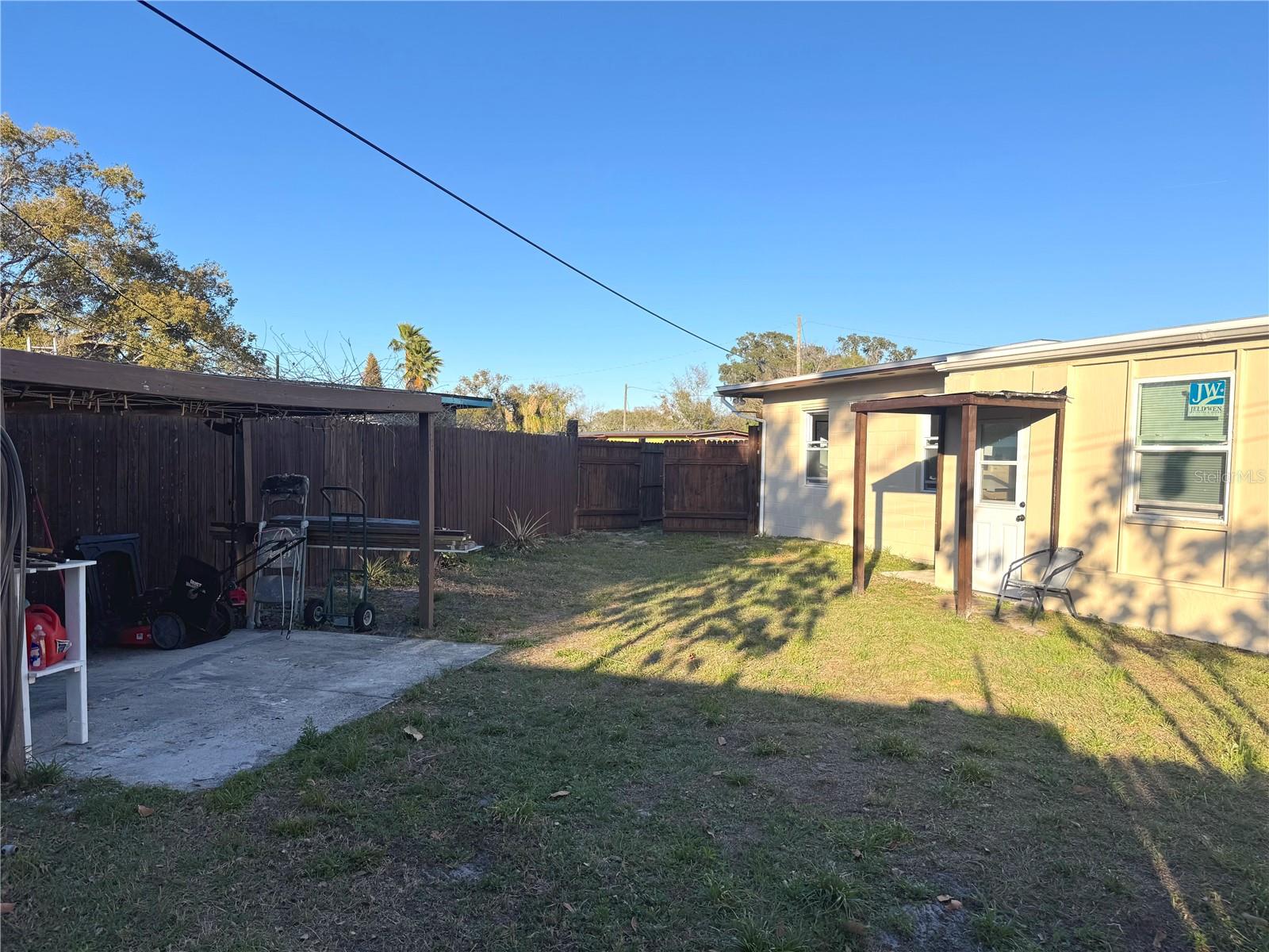 ENGELWOOD PARK - Residential