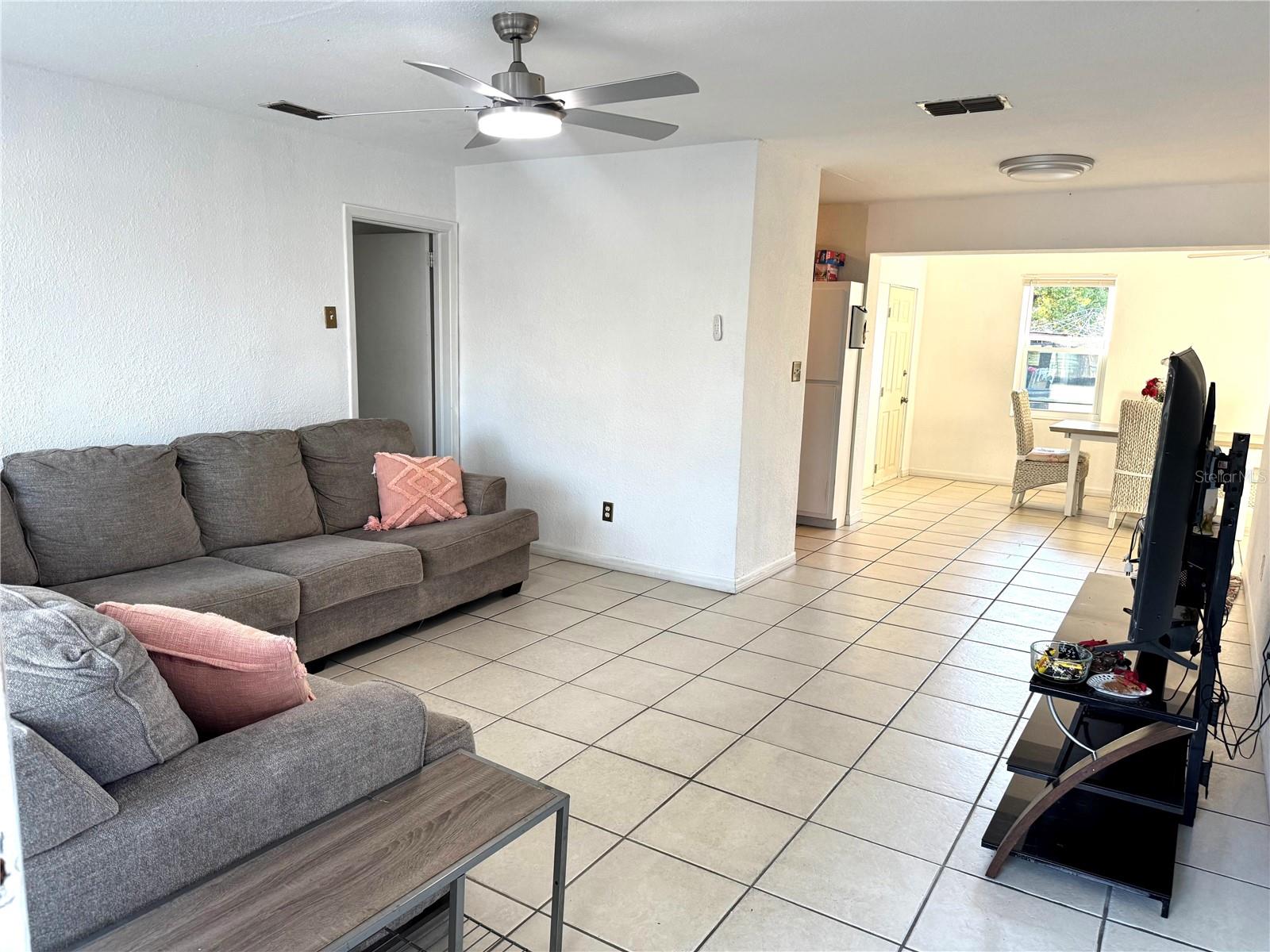 ENGELWOOD PARK - Residential