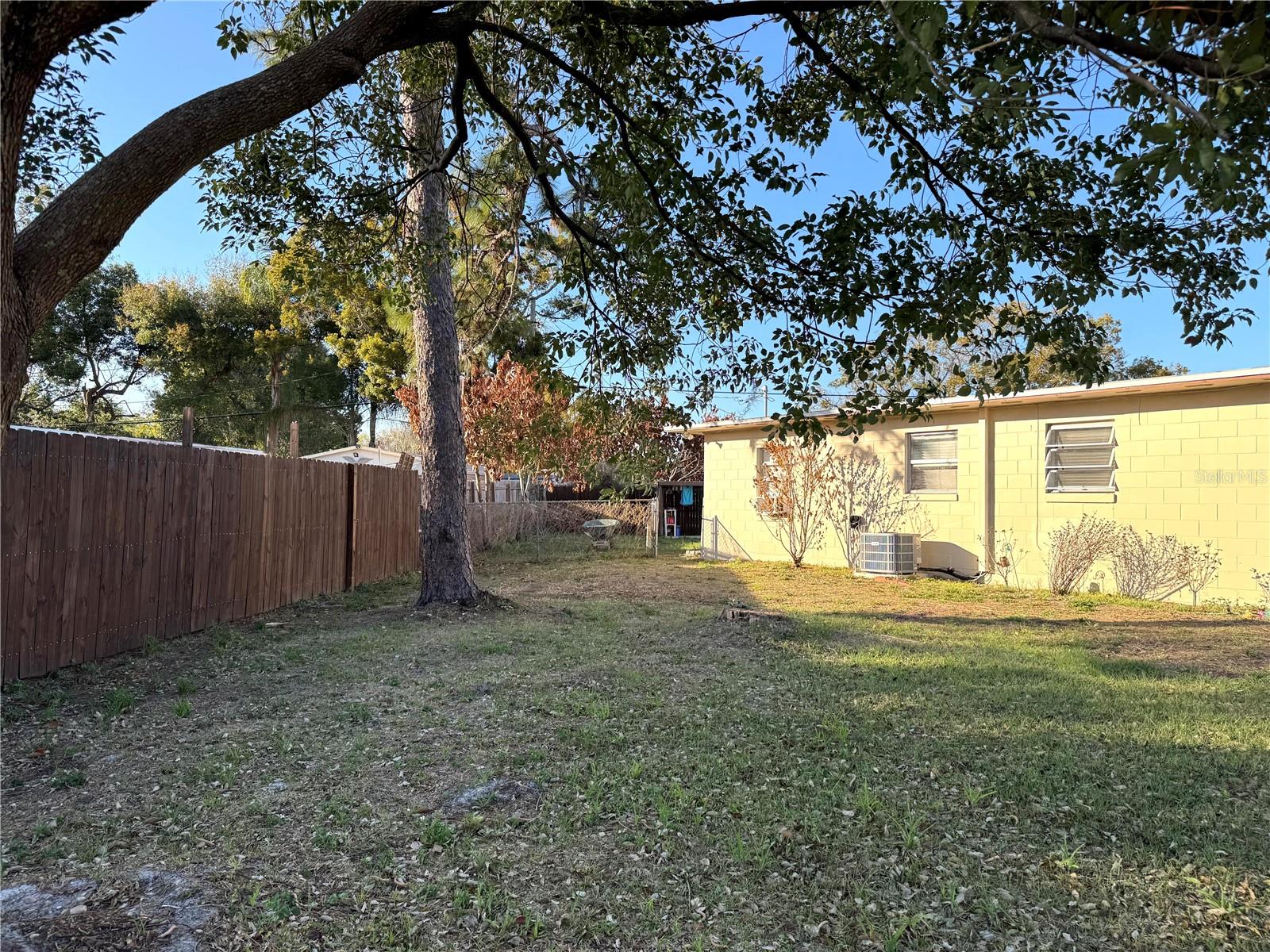 ENGELWOOD PARK - Residential