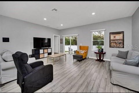 POINCIANA NBRHD 04 VILLAGE 07 - Residential Lease