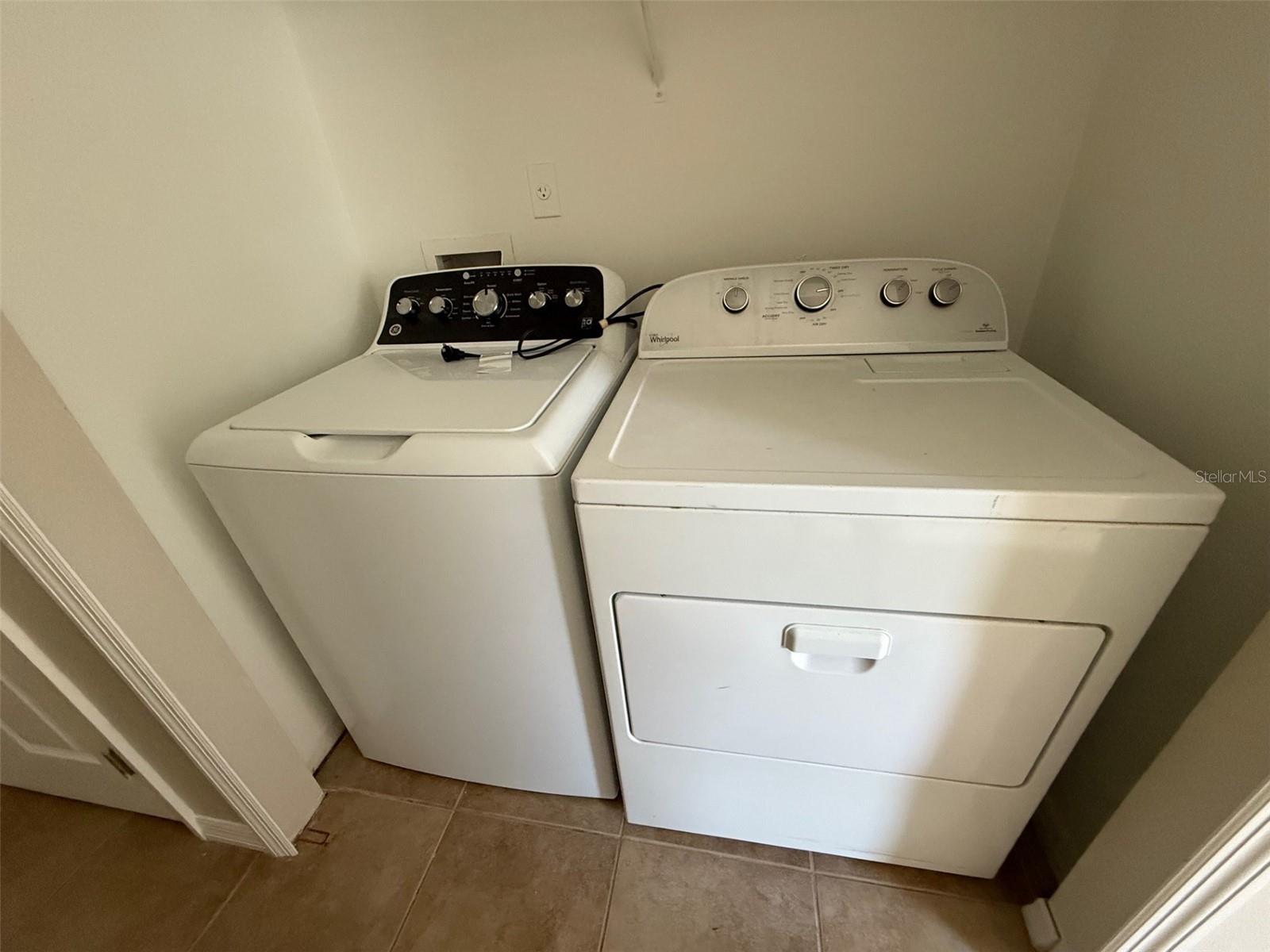 SEASONS THE - Residential Lease