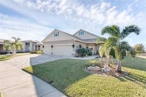 A home in AUBURNDALE