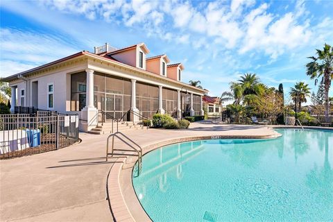 A home in AUBURNDALE