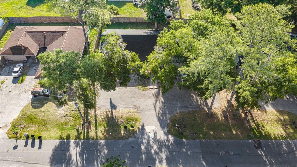 Photo of 4111 SE 22nd Avenue, Ocala, FL 34480 (MLS # OM725155)