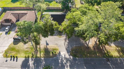 Tiny photo for 4111 SE 22nd Avenue, Ocala, FL 34480 (MLS # OM725155)