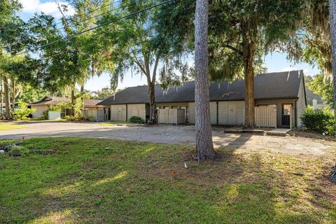 Photo of 4111 SE 22nd Avenue, Ocala, FL 34480 (MLS # OM725155)