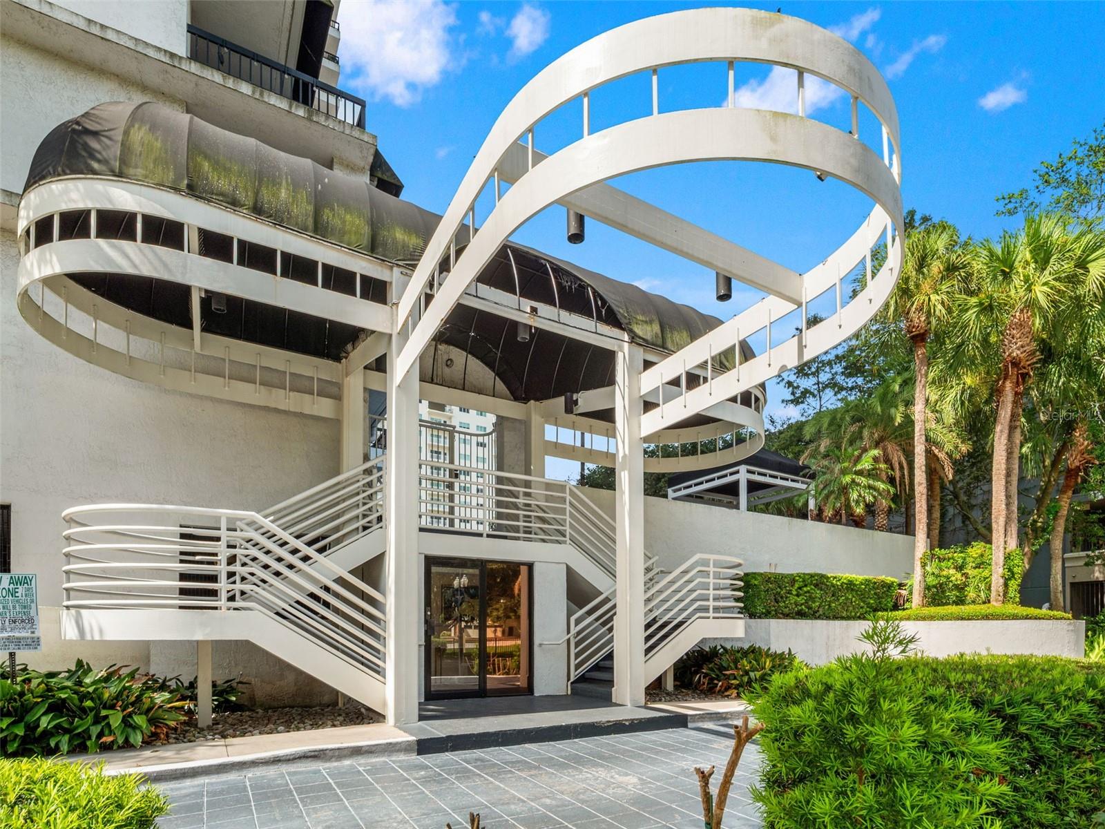530 E CENTRAL BOULEVARD 405