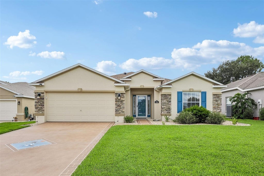 Photo of 1056 SW 159th Street, Ocala, FL 34473 (MLS # O6431065)