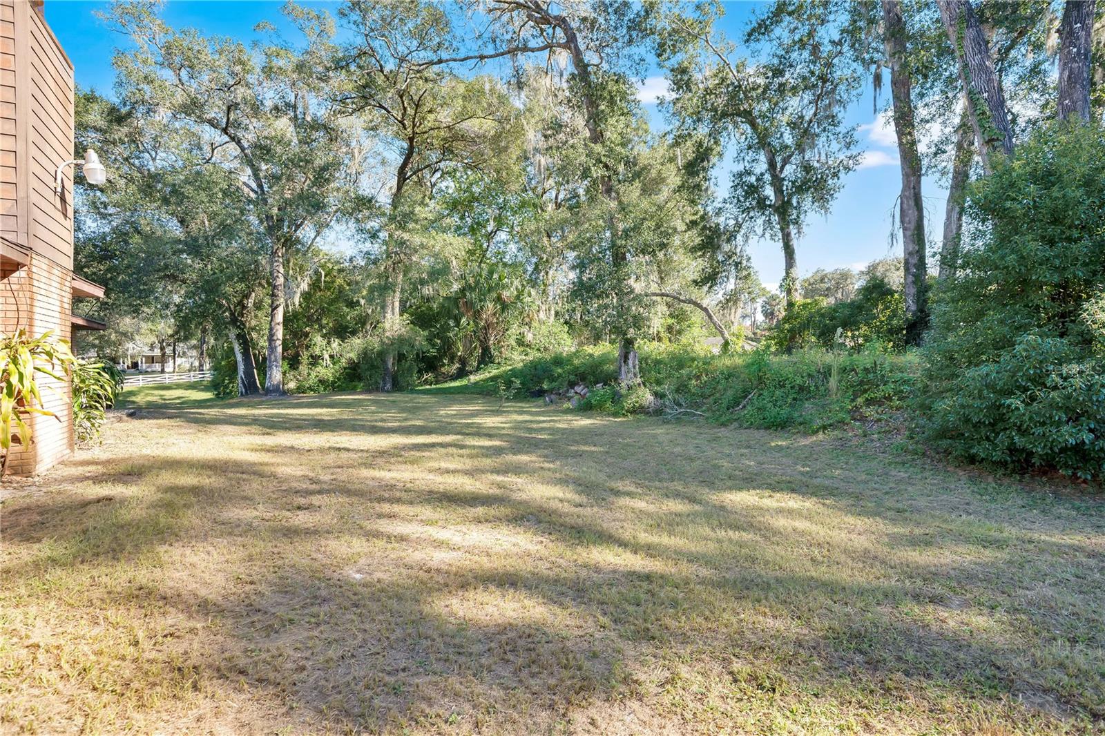 BLUE SPGS 03-18-30 - Residential