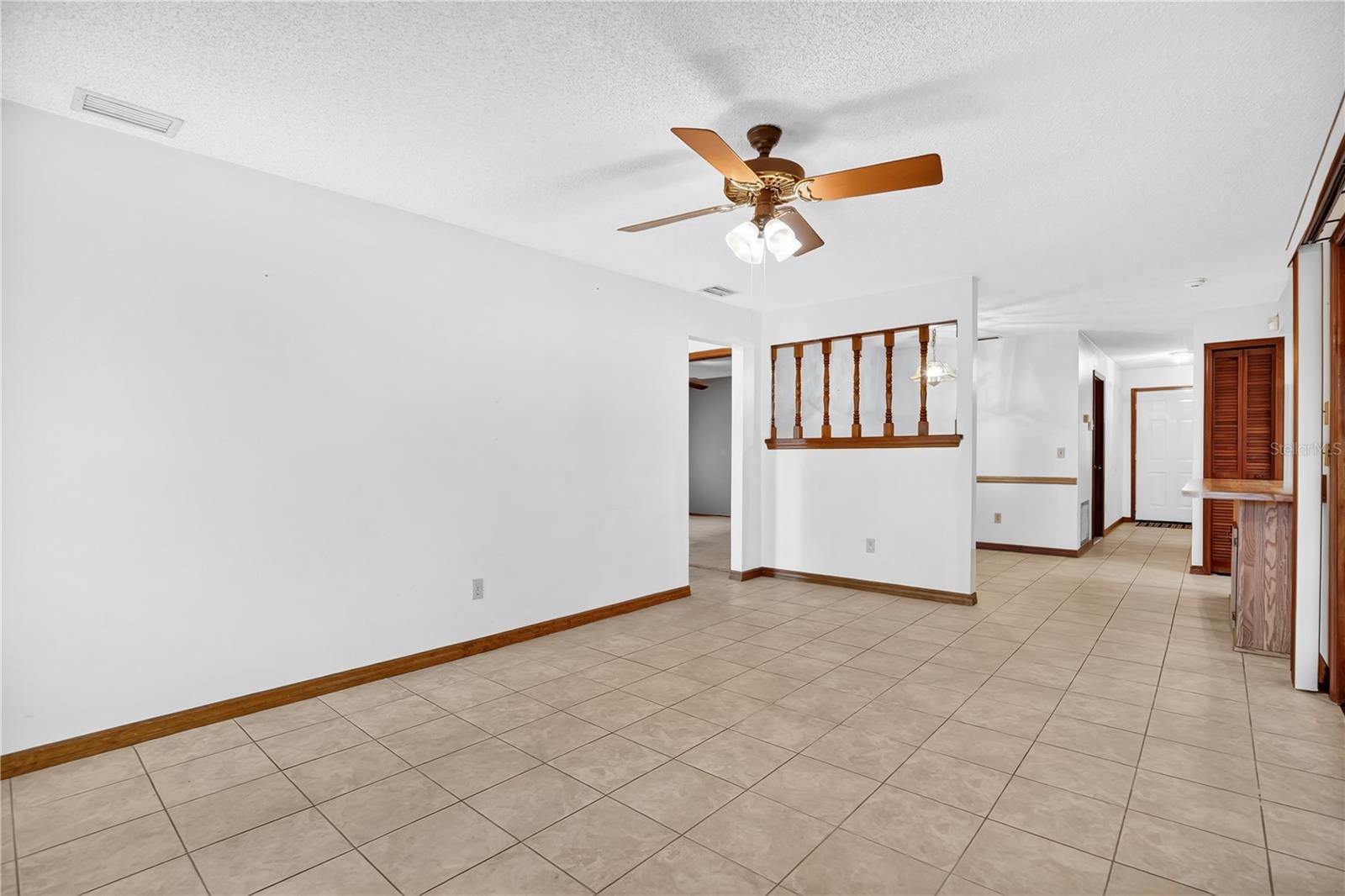 BLUE SPGS 03-18-30 - Residential