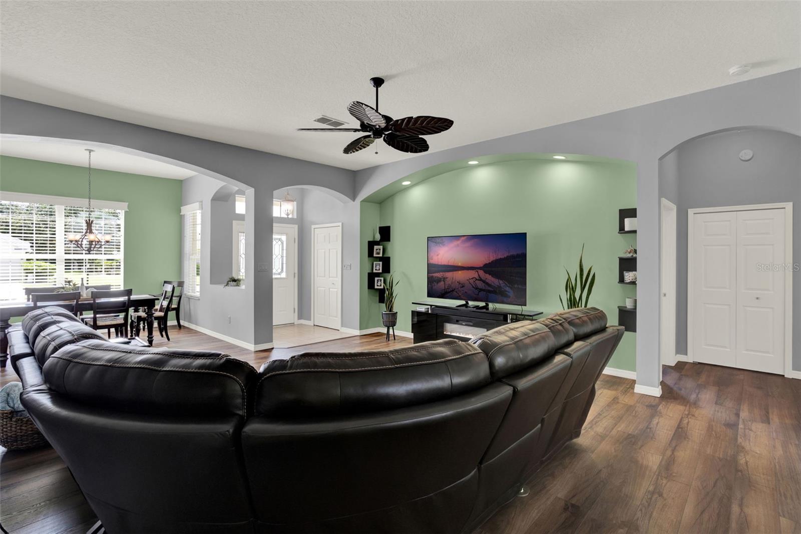25105 LAUREL VALLEY ROAD