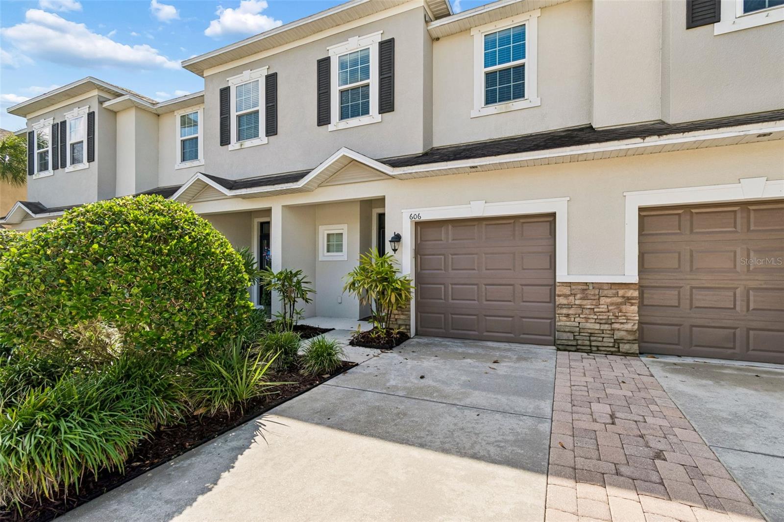 606 CABERNET WAY