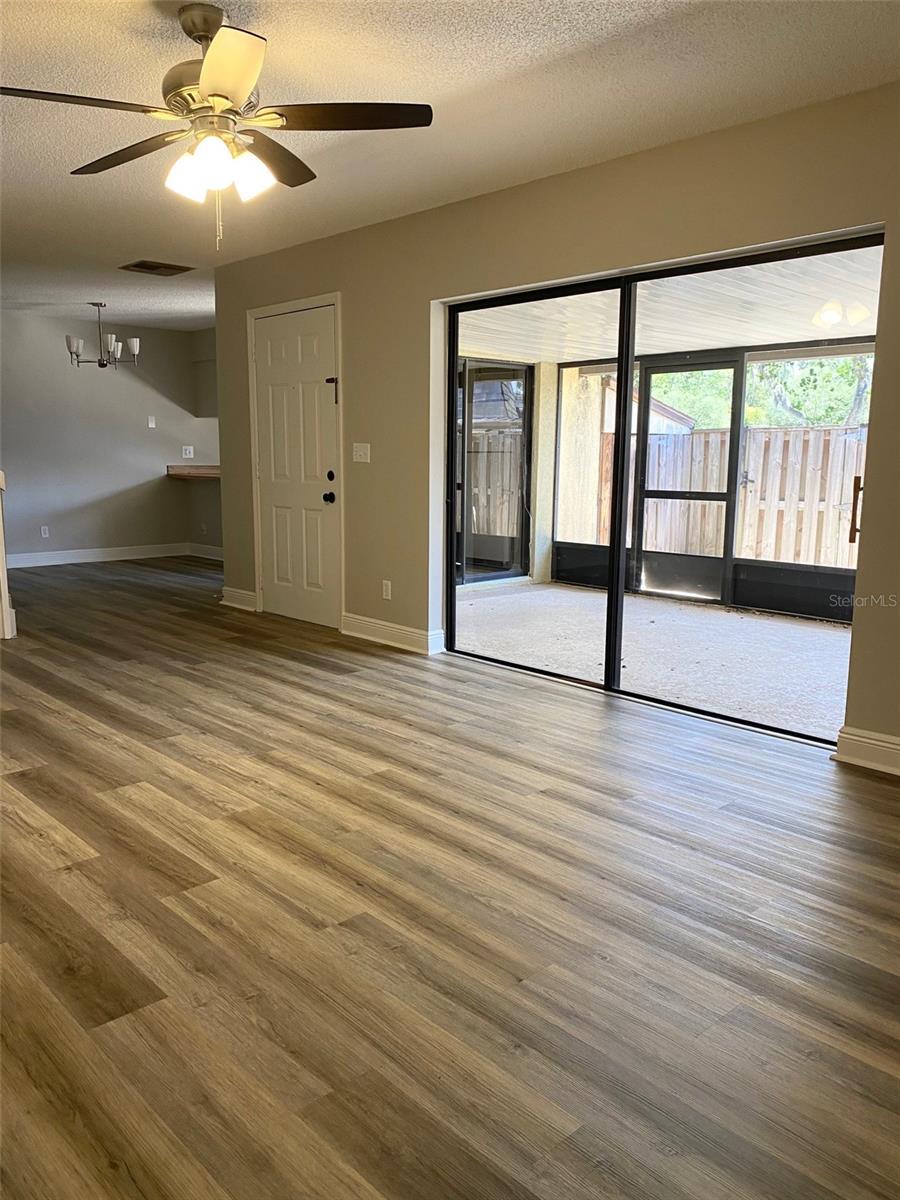 LEESBURG ROYAL OAK ESTATES SUB - Residential