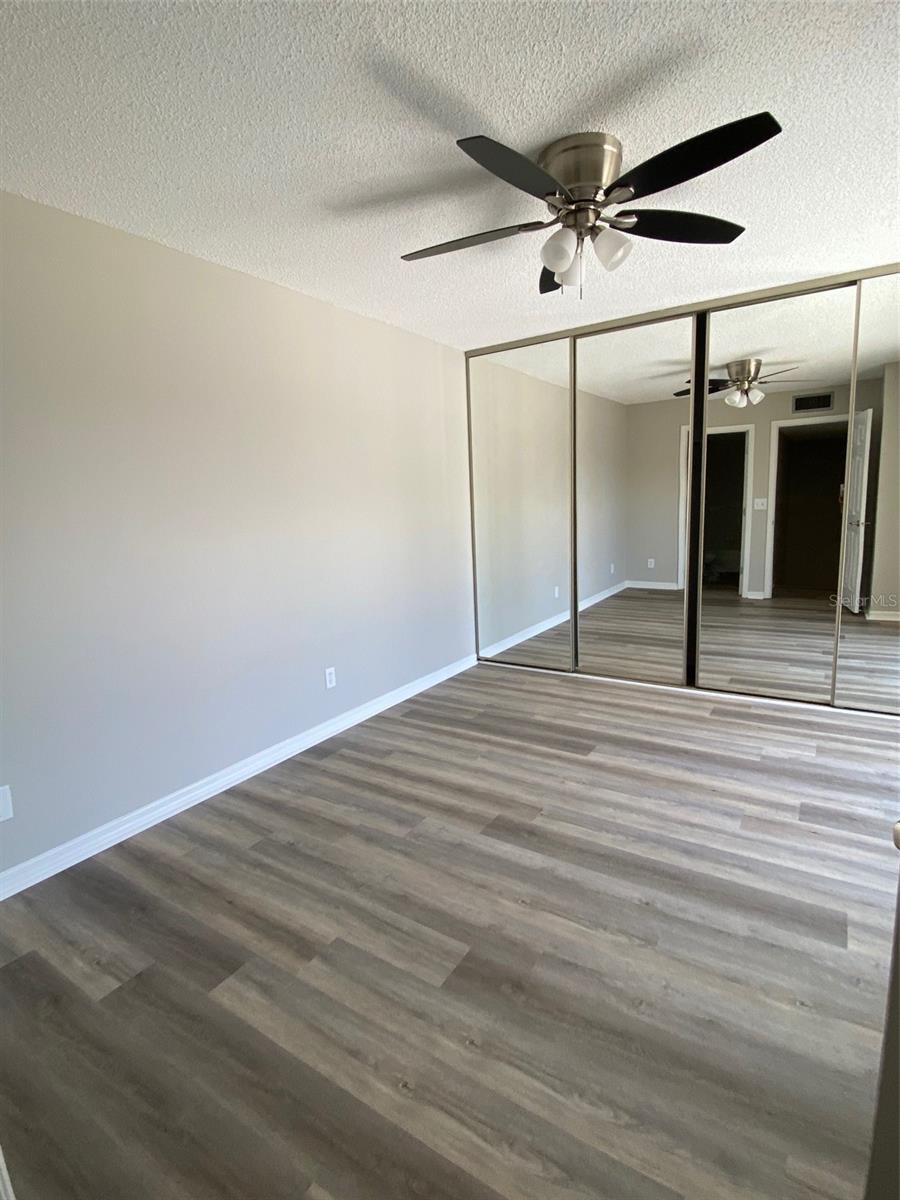 LEESBURG ROYAL OAK ESTATES SUB - Residential