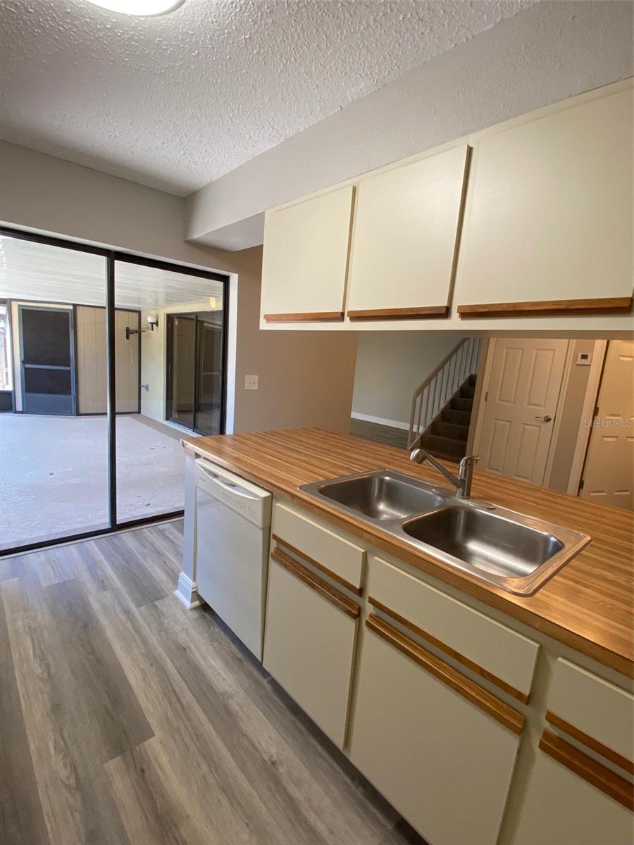 LEESBURG ROYAL OAK ESTATES SUB - Residential