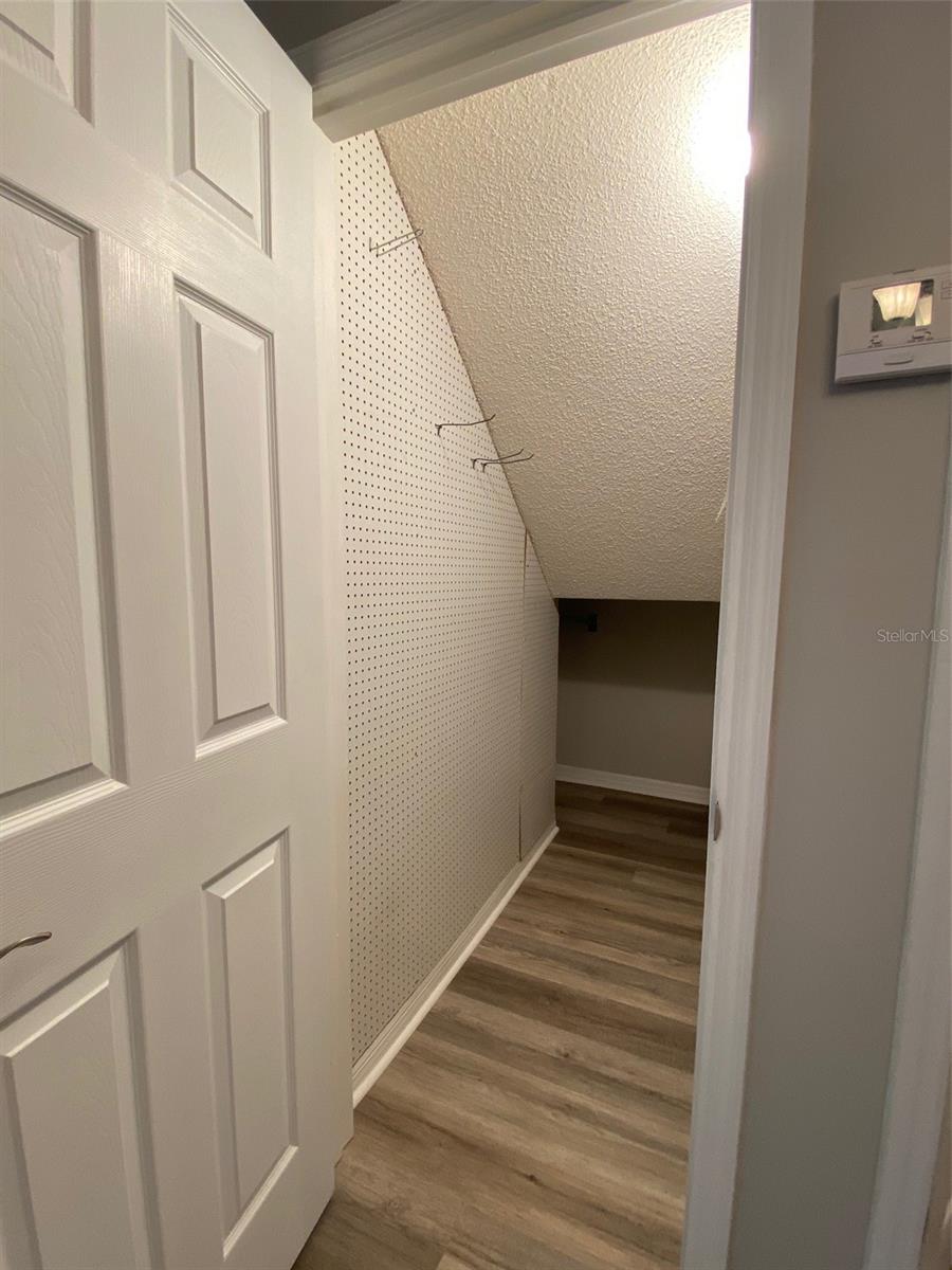 LEESBURG ROYAL OAK ESTATES SUB - Residential