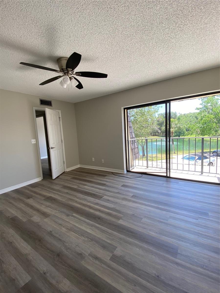 LEESBURG ROYAL OAK ESTATES SUB - Residential