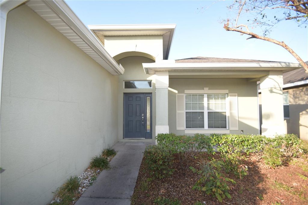 Photo of 823 Krenson Woods Lane, Lakeland, FL 33813 (MLS # L4958023)