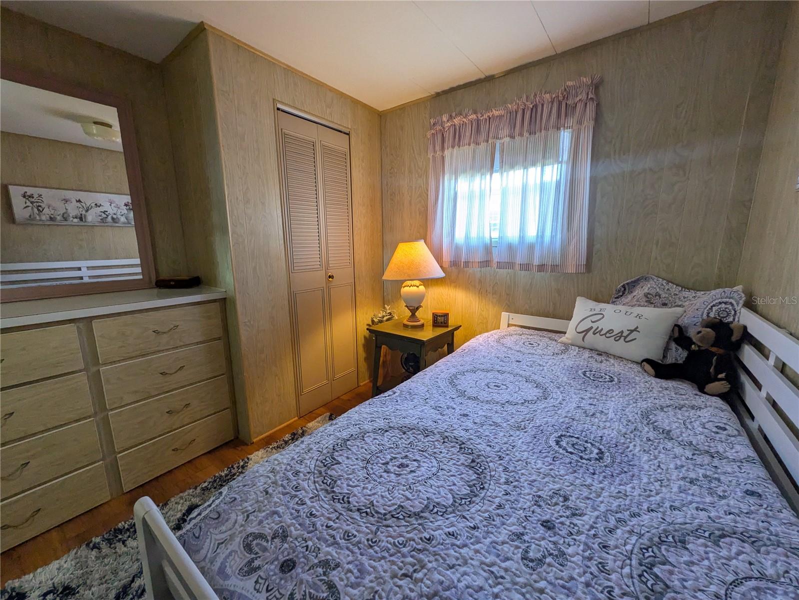 OAKWOOD MANOR - Residential