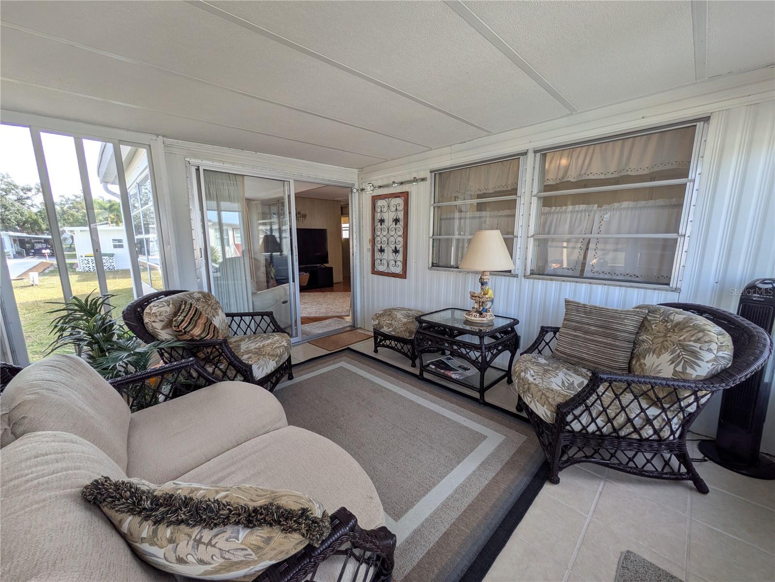 OAKWOOD MANOR - Residential