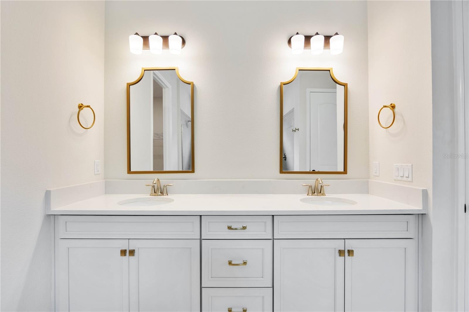 RIVERSIDE PRESERVE PH II - Residential